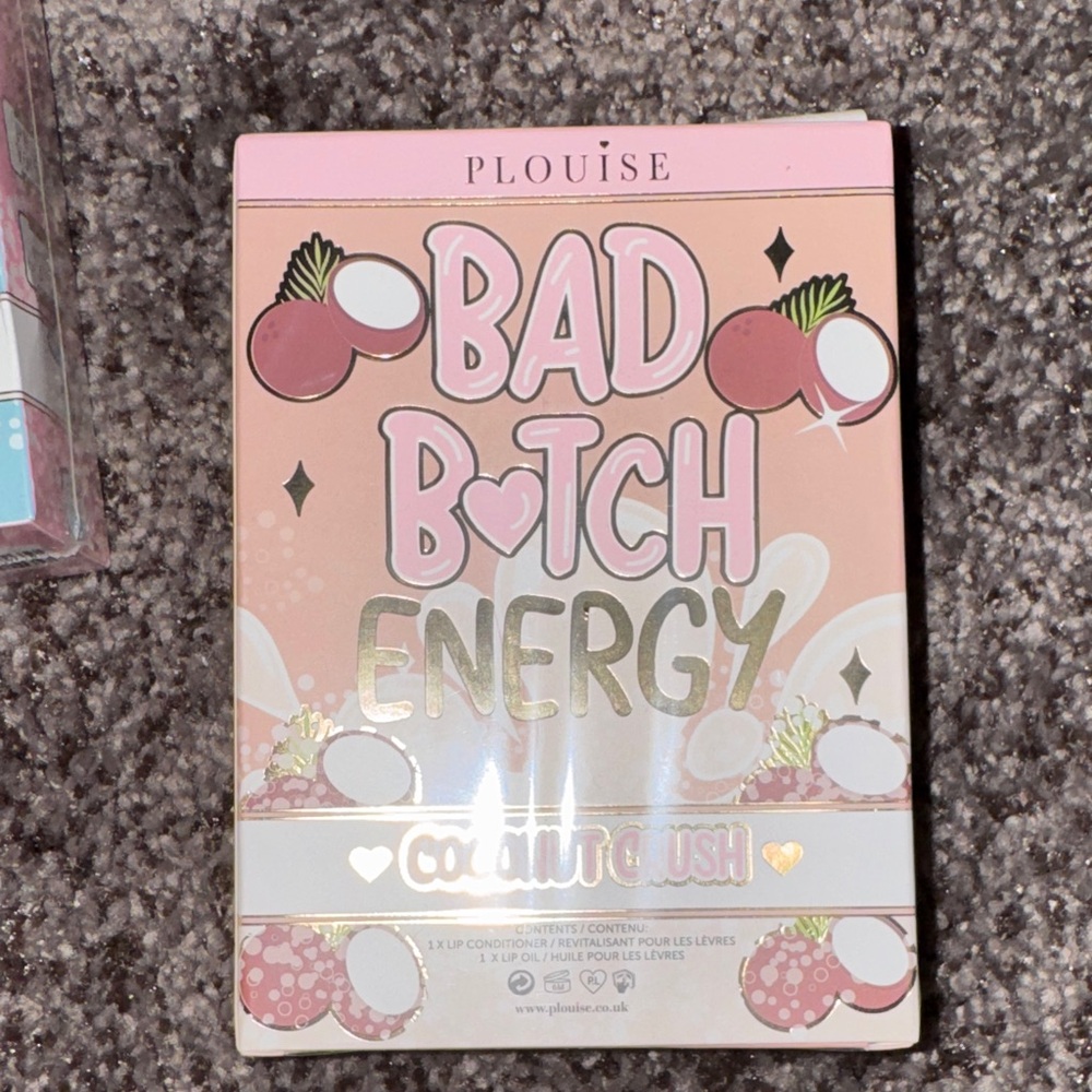 P Louise Bad B***h Energy lip, conditioner, and lip oil - Picture 6 of 7